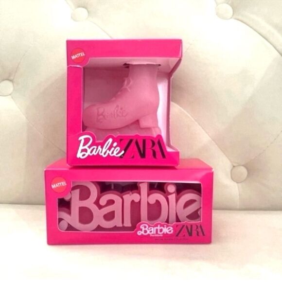 BARBIE x ZARA Limited Edition Movie Collection Barbie Pink Logo Candle - Picture 11 of 11